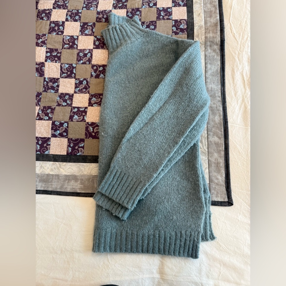 Jenni Kayne Alpaca Mockneck Pullover in Vintage Blue - Picture 7 of 11